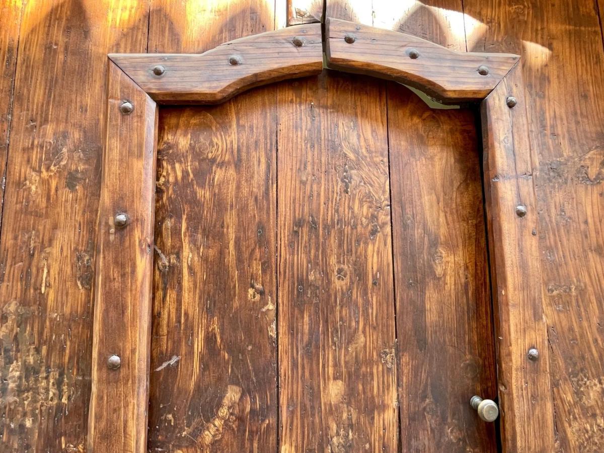 Casa Nel Vicolo - Storie E Dimore Кьери Экстерьер фото